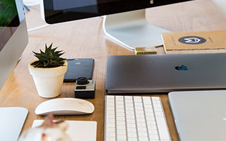 樊振东德甲比赛腾空爆冲，飞天大熊猫